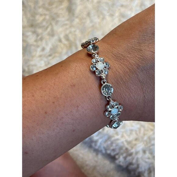 Napier Silver Art Deco Edwardian Victorian Cluster Crystal Rhinestone Bracelet - Picture 1 of 7
